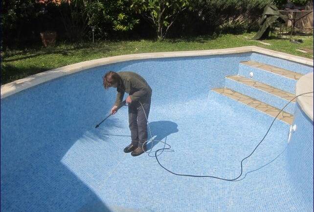 Construction Piscine Maroc: Réparation, Installation