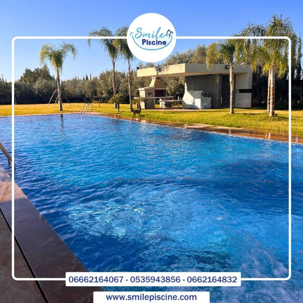 Construction Piscine Maroc : Optez pour un traitement biologique au sel, une solution écologique et naturelle pour une piscine saine et désinfectée efficacement.